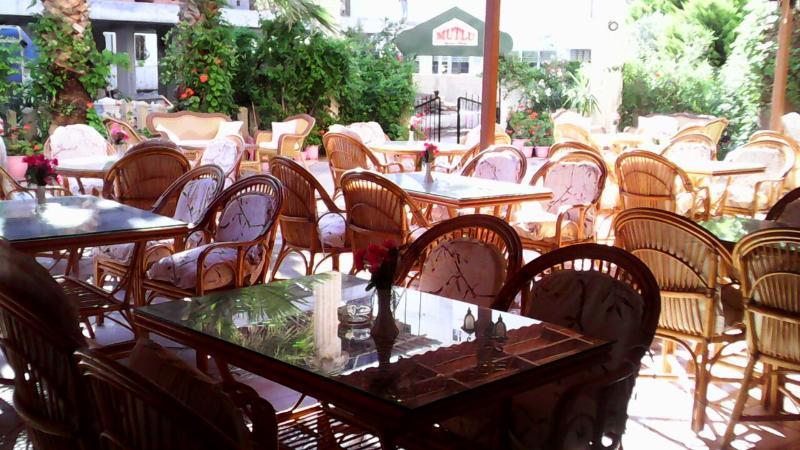 Mutlu Hotel Дидим Экстерьер фото
